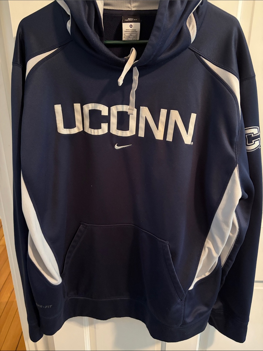 Nike Navy & White UConn Pullover Hoodie
